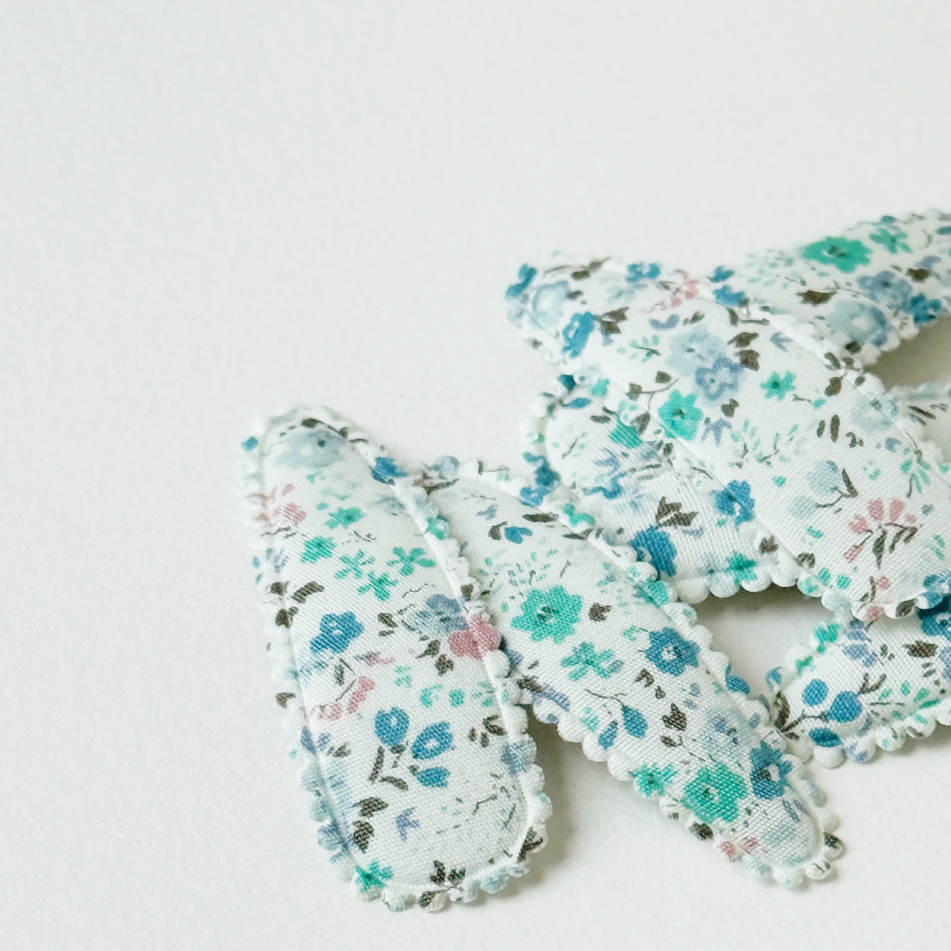 Blue & Mint Pastel Floral Scalloped Edge Hair Clips