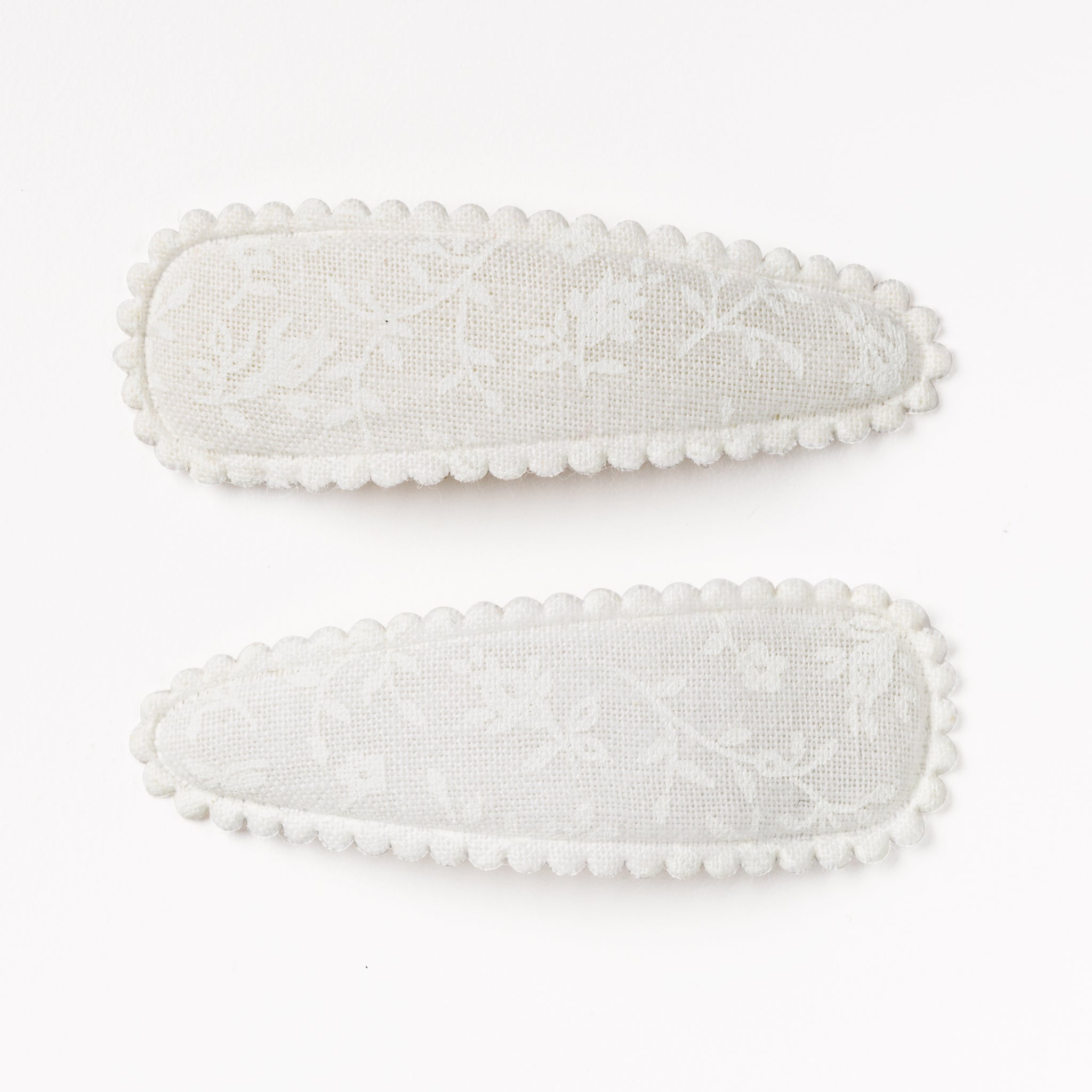 Meadow White Floral Hair Clips