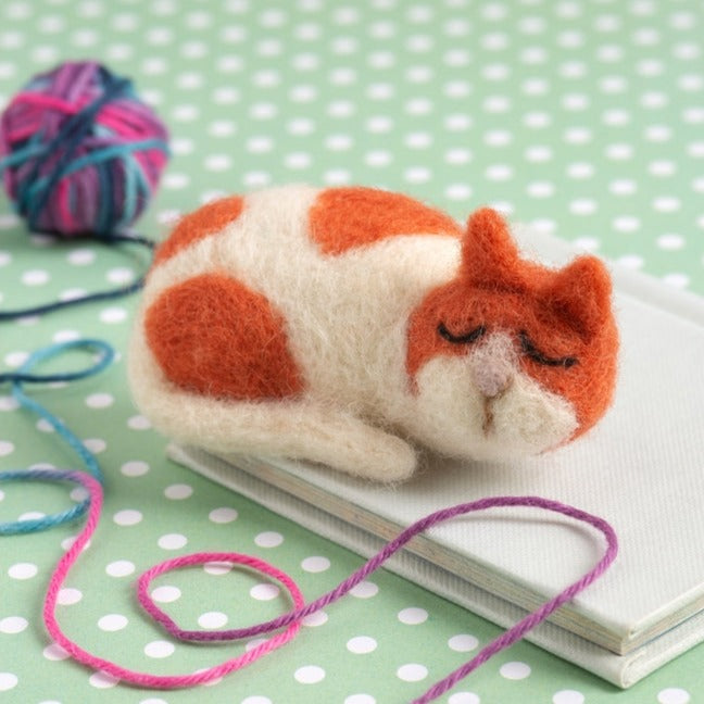 Cat Brooch Felting Kit