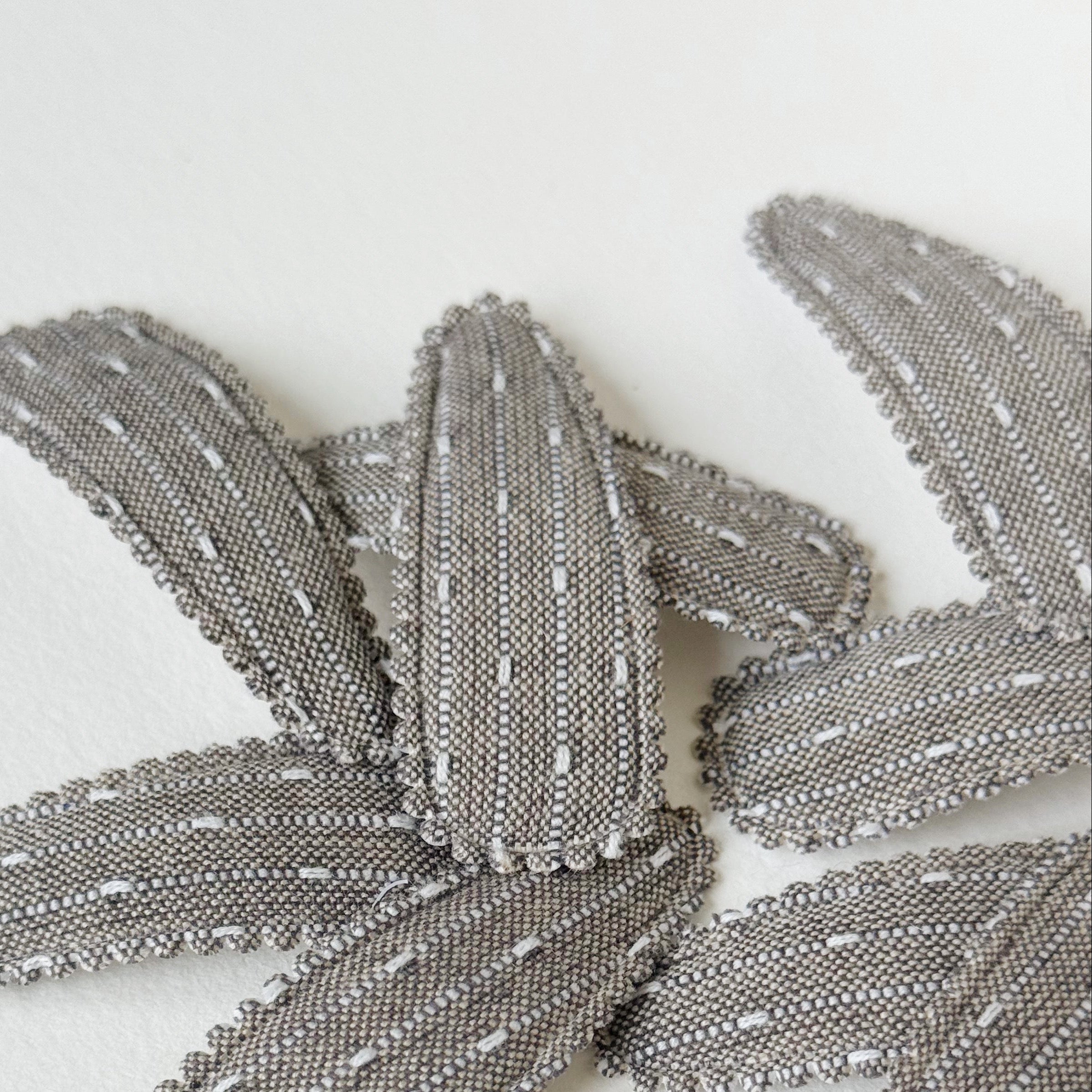 Gray Embroidered Scalloped Edge Hair Clips