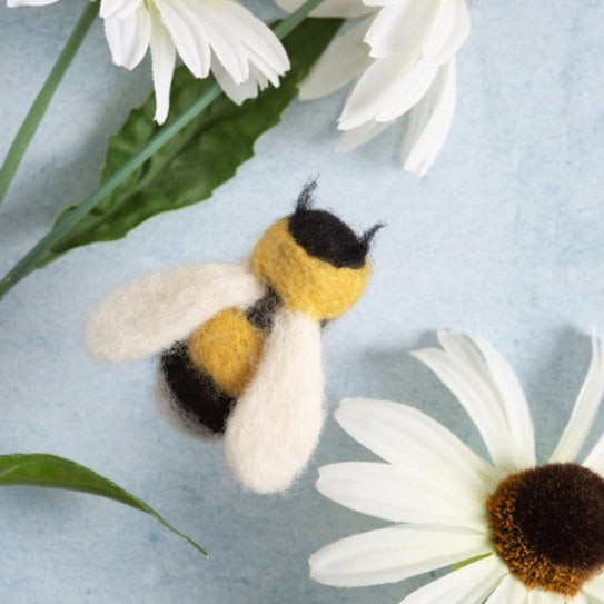 Bee Brooch Felting Kit