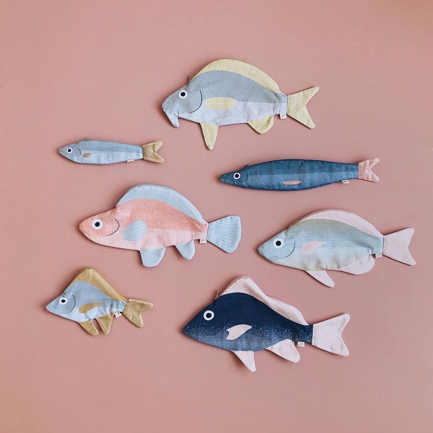 Estrigata Fish Case
